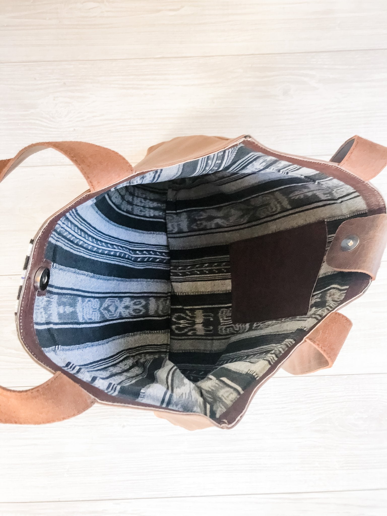 Abril Guatemalan Leather Tote Bag - 10702